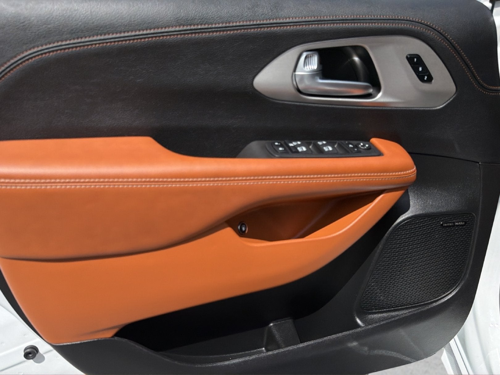 2024 Chrysler Pacifica Hybrid Pinnacle