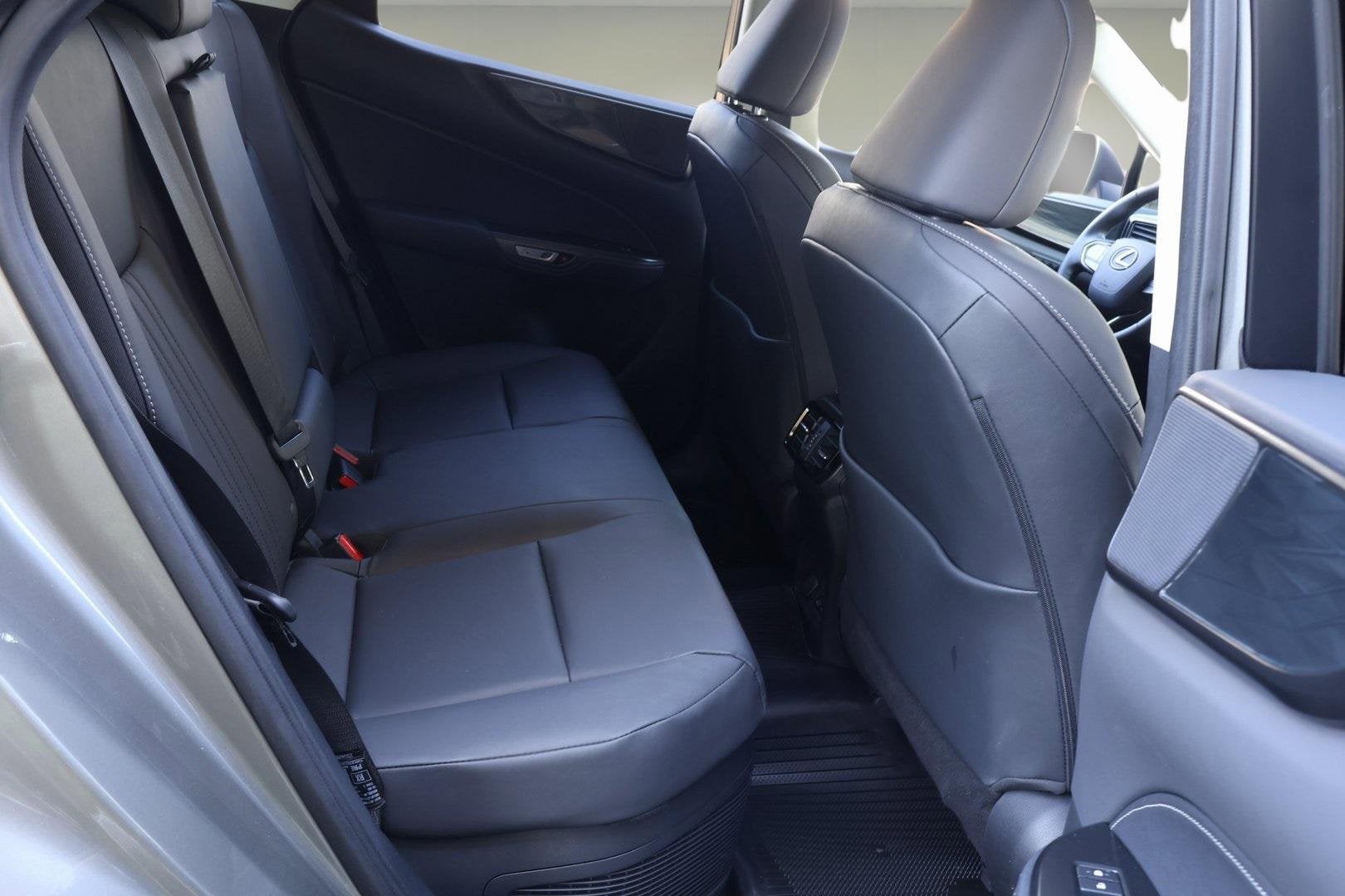 2023 Lexus NX NX 350h Premium