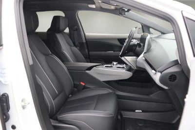 2025 Cadillac OPTIQ Luxury 2