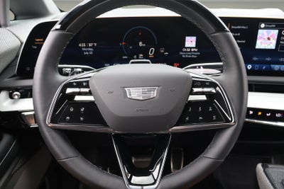 2025 Cadillac OPTIQ Luxury 2