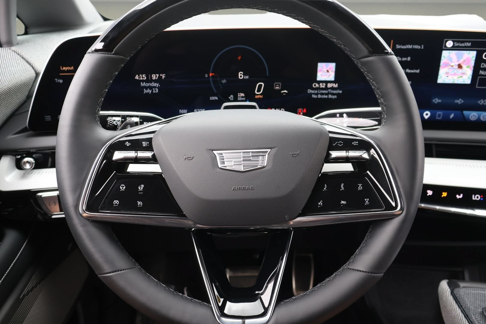 2025 Cadillac OPTIQ Luxury 2