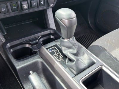 2022 Toyota Tacoma 2WD SR5