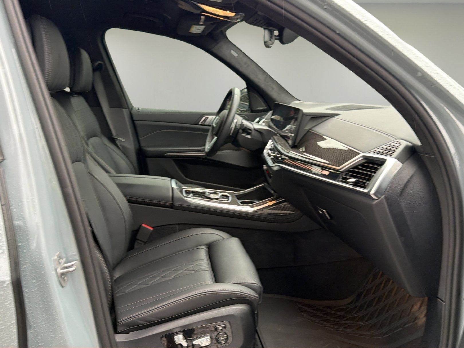 2026 BMW X7 M60i
