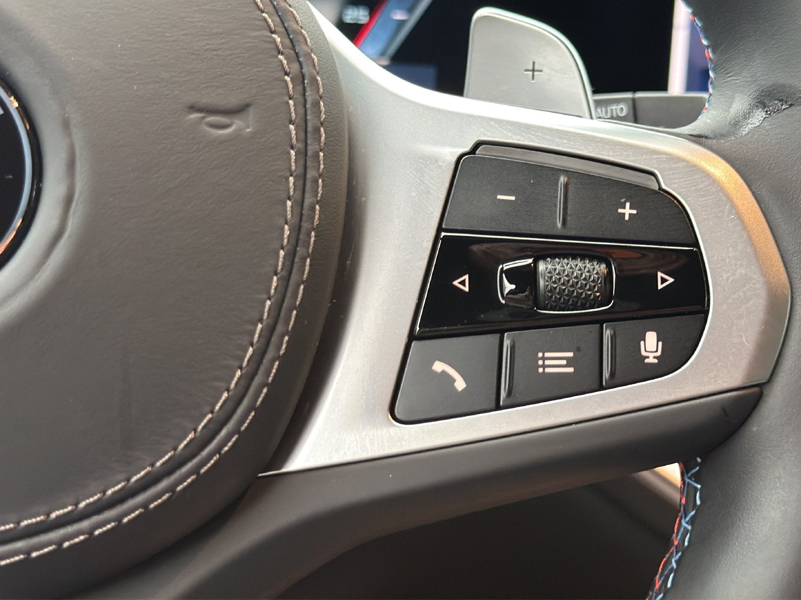 2026 BMW X7 M60i