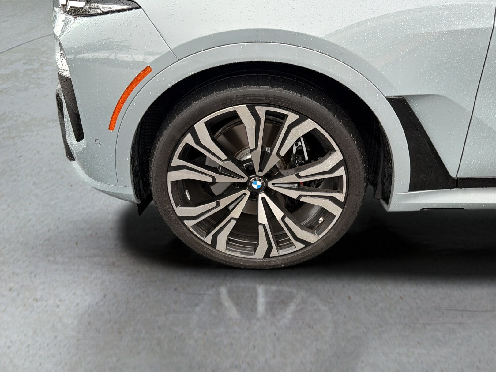 2026 BMW X7 M60i