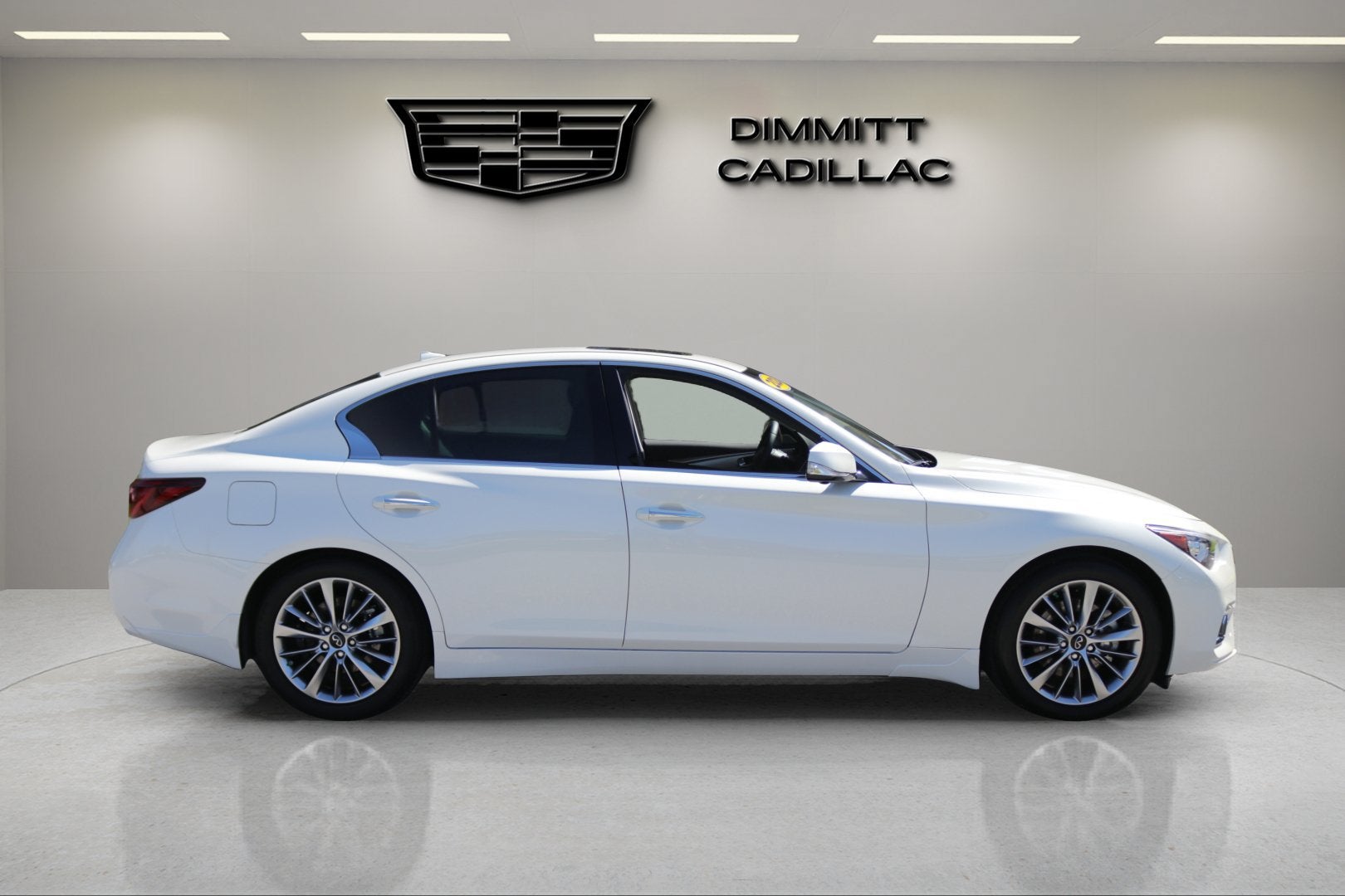 2024 INFINITI Q50 LUXE