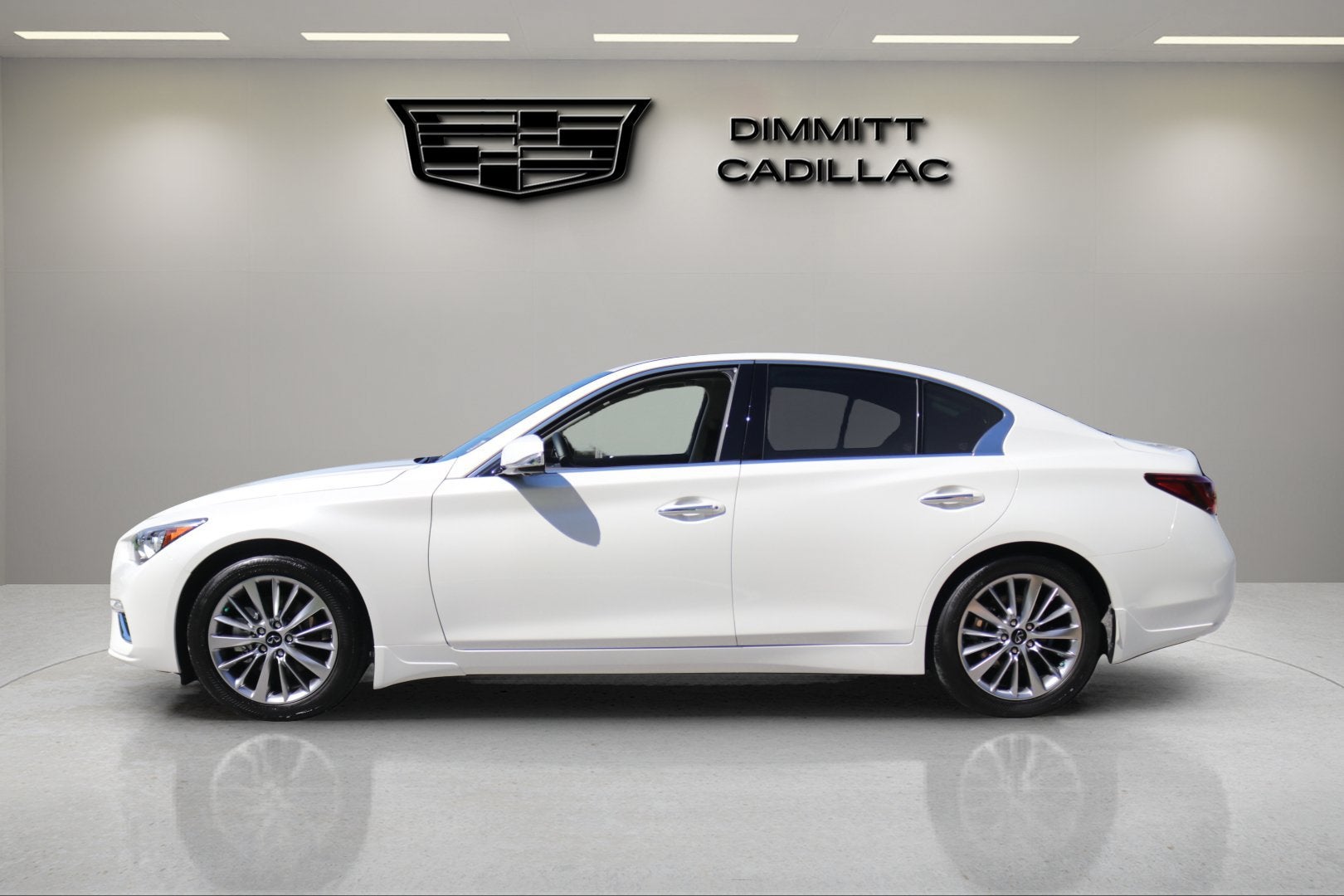 2024 INFINITI Q50 LUXE