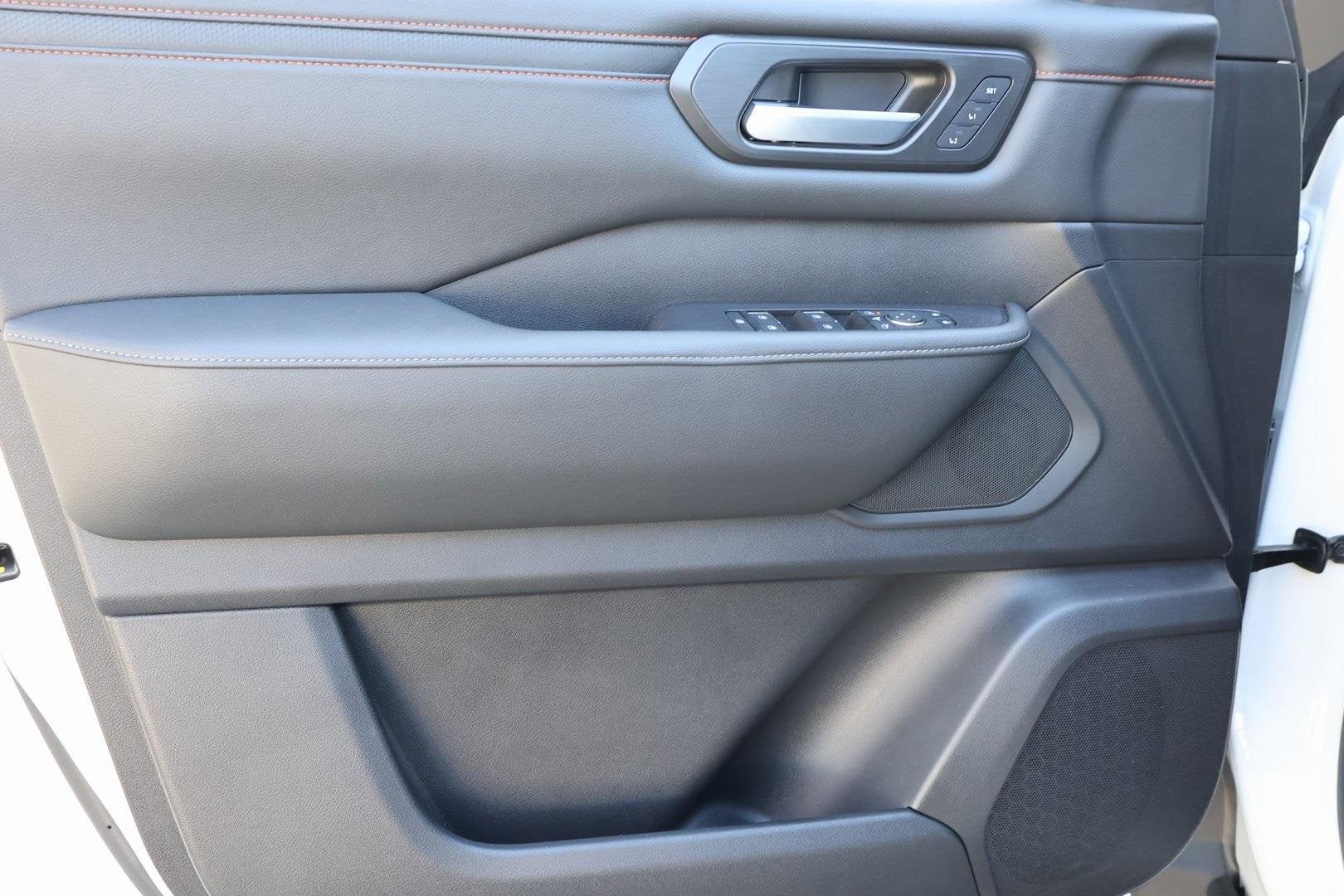 2025 Nissan Armada PRO-4X