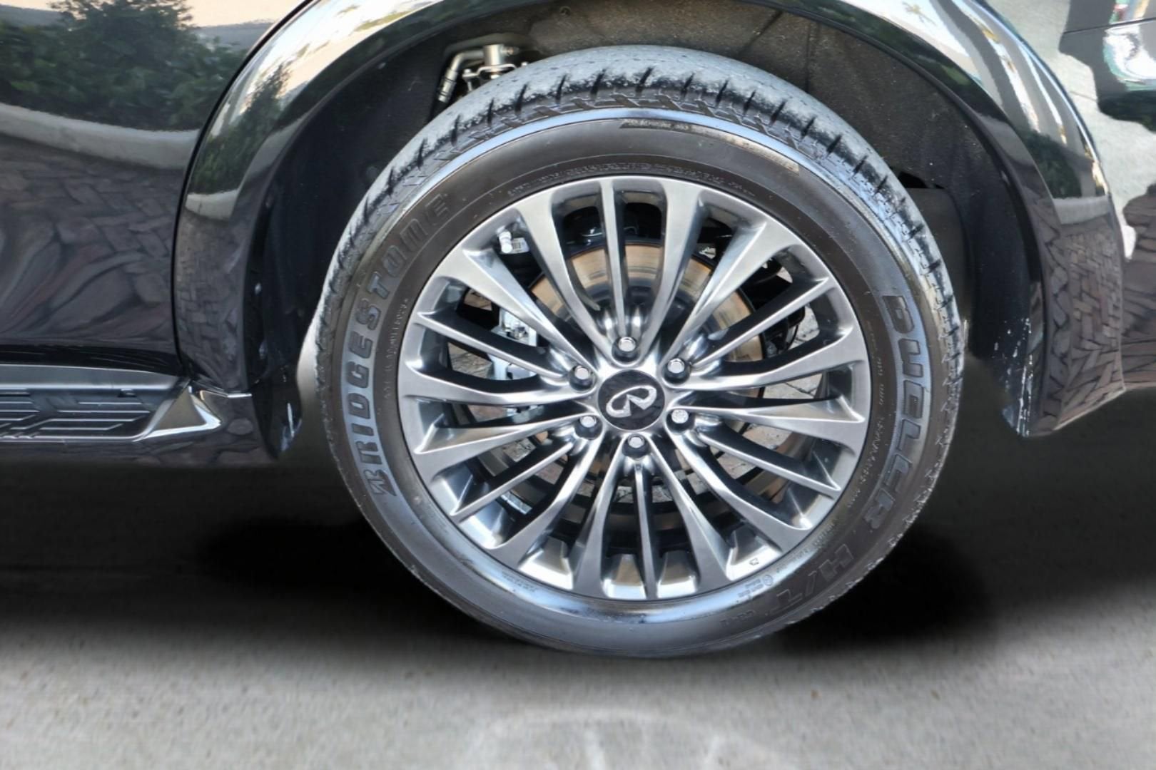 2024 INFINITI QX80 SENSORY