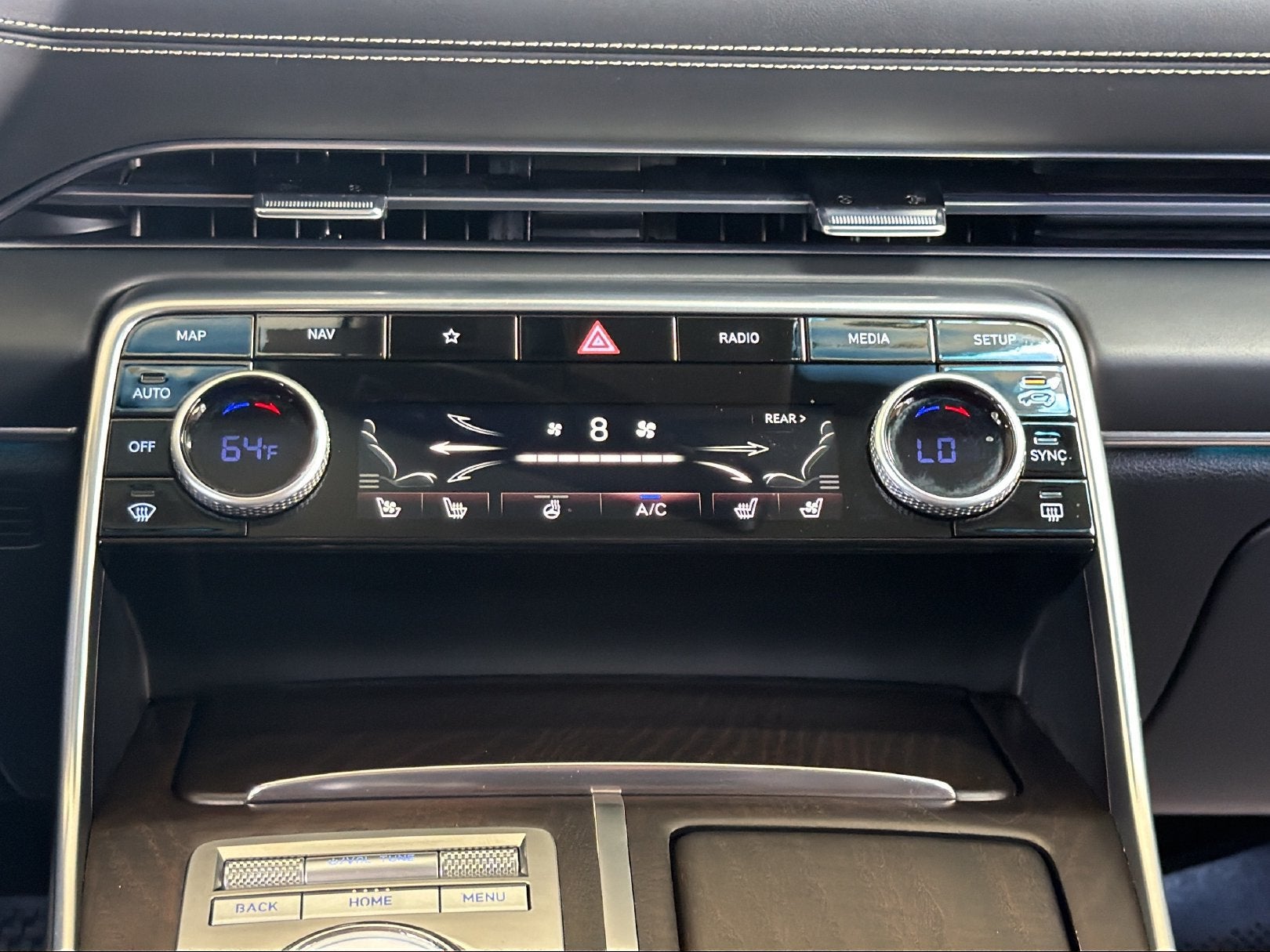 2024 Genesis GV80 Base