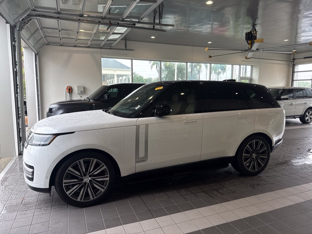 2024 Land Rover Range Rover Autobiography