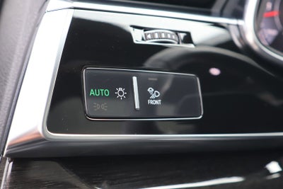 2019 Audi Q8 Prestige
