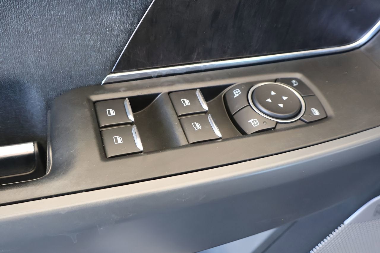 2022 Ford F-150 Lightning Pro