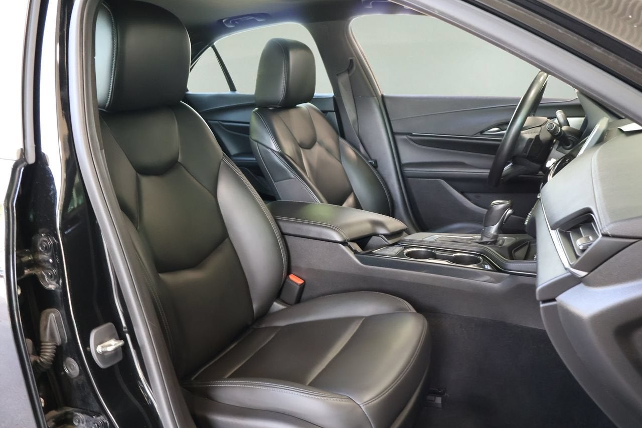 2023 Cadillac CT4 Luxury