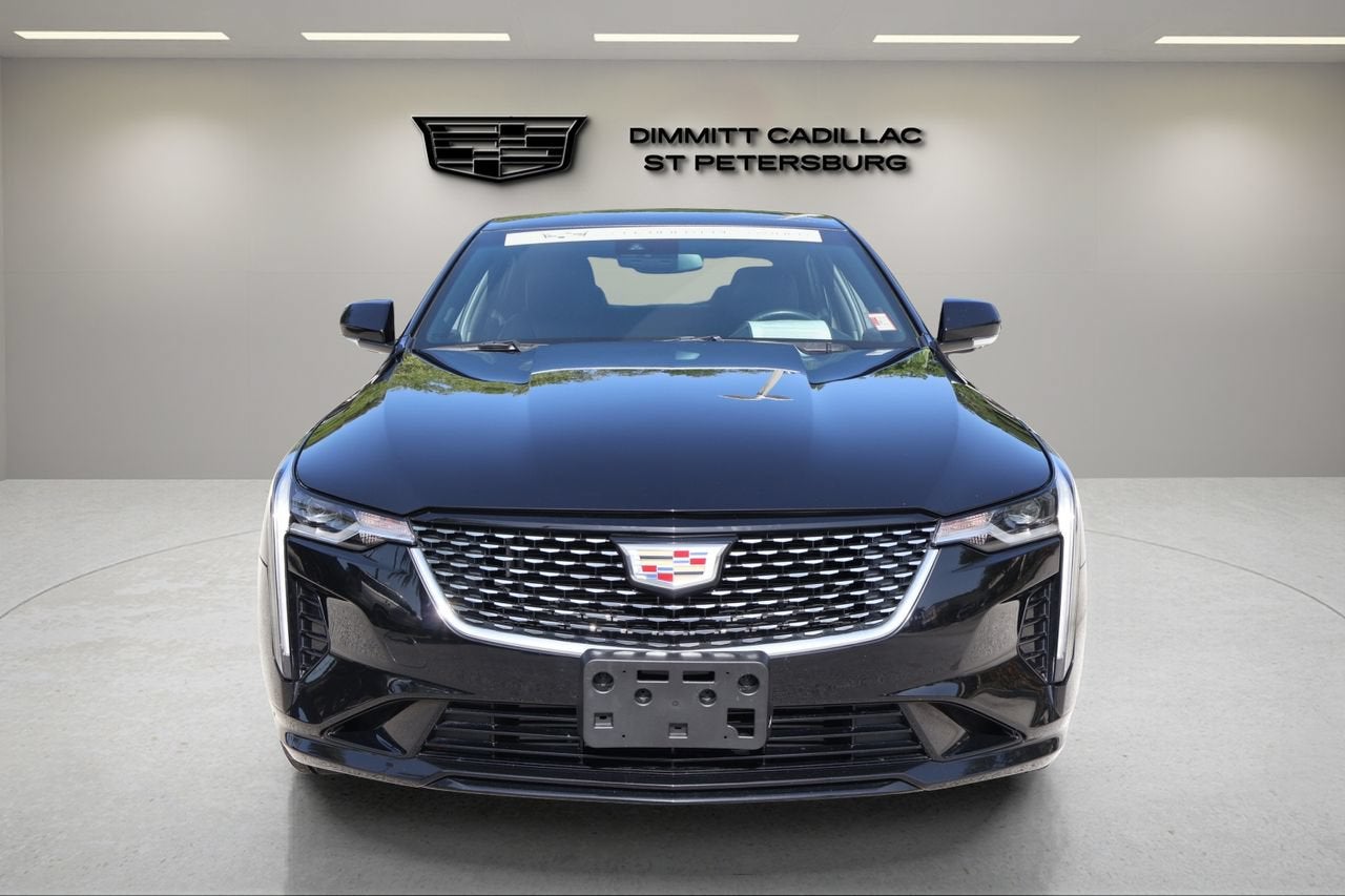 2023 Cadillac CT4 Luxury