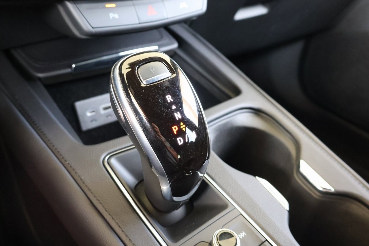 2021 Cadillac XT4 Premium Luxury