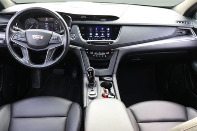 2022 Cadillac XT5 Luxury