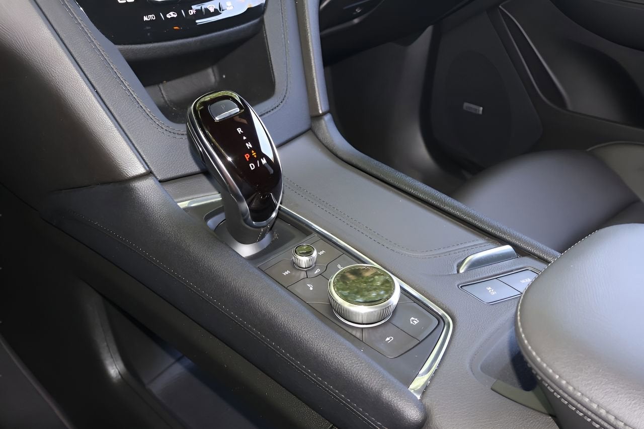 2024 Cadillac XT5 Luxury