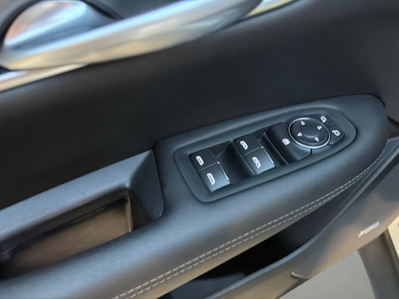 2025 Cadillac XT5 Luxury