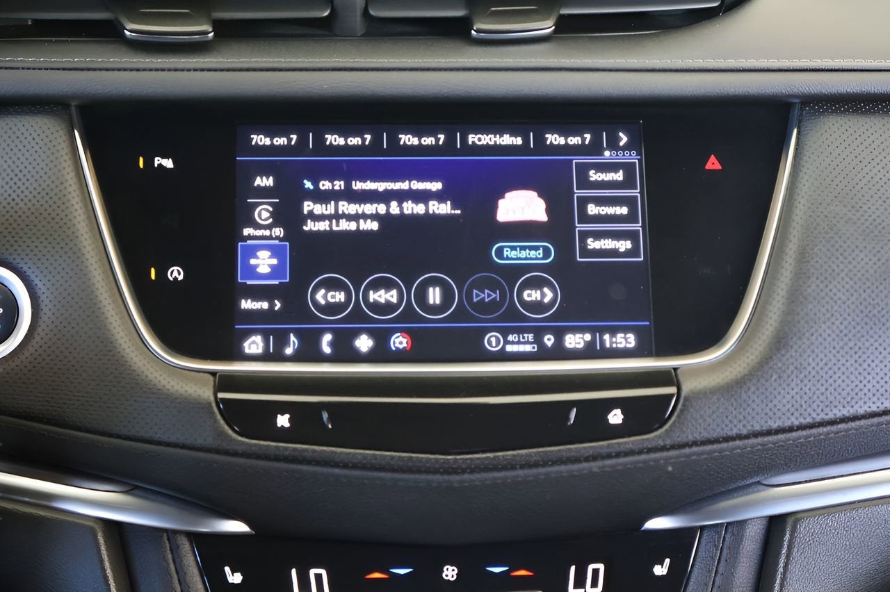 2023 Cadillac XT5 Luxury