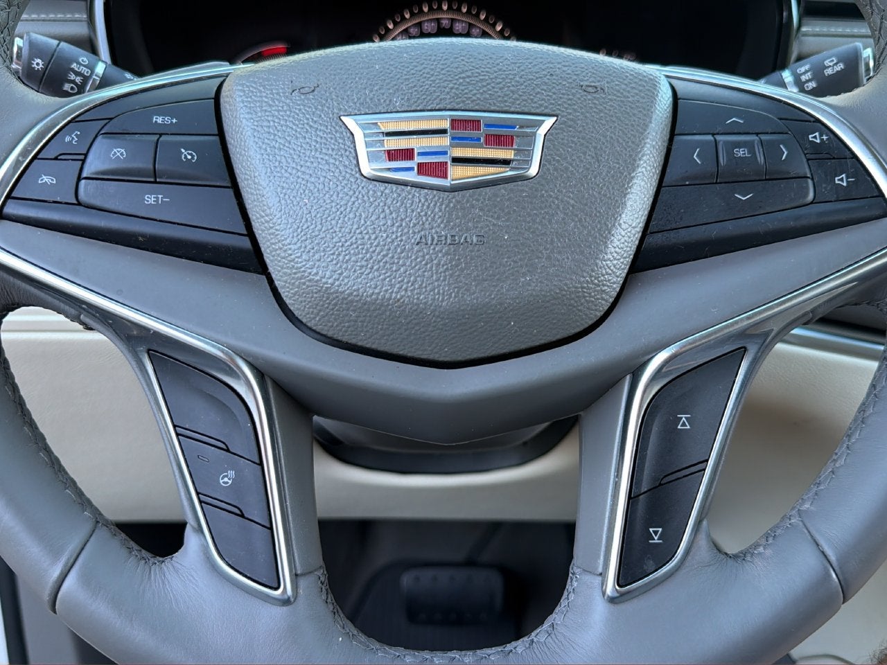 2017 Cadillac XT5 Luxury FWD