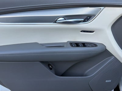 2017 Cadillac XT5 Luxury FWD