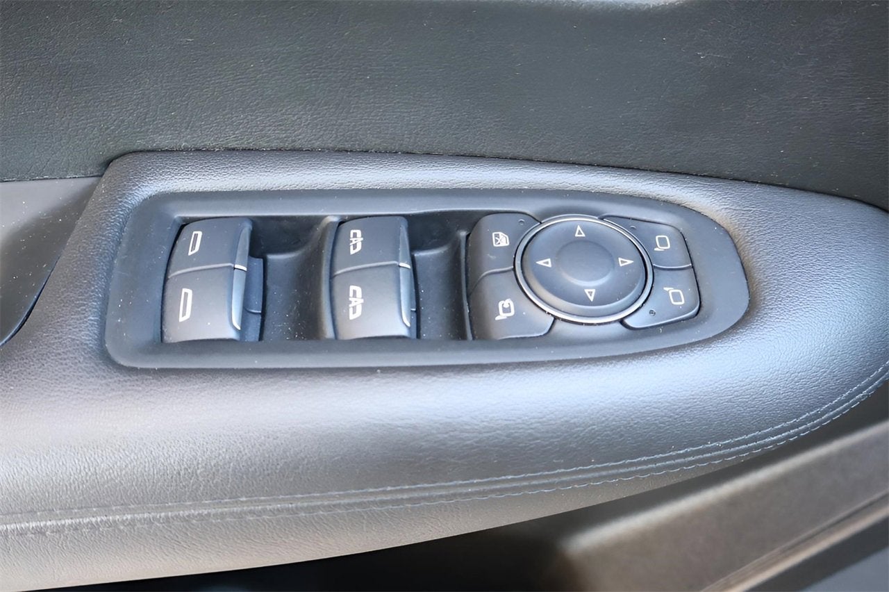 2017 Cadillac XT5 Luxury FWD