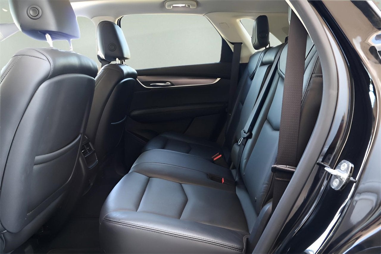 2017 Cadillac XT5 Luxury FWD