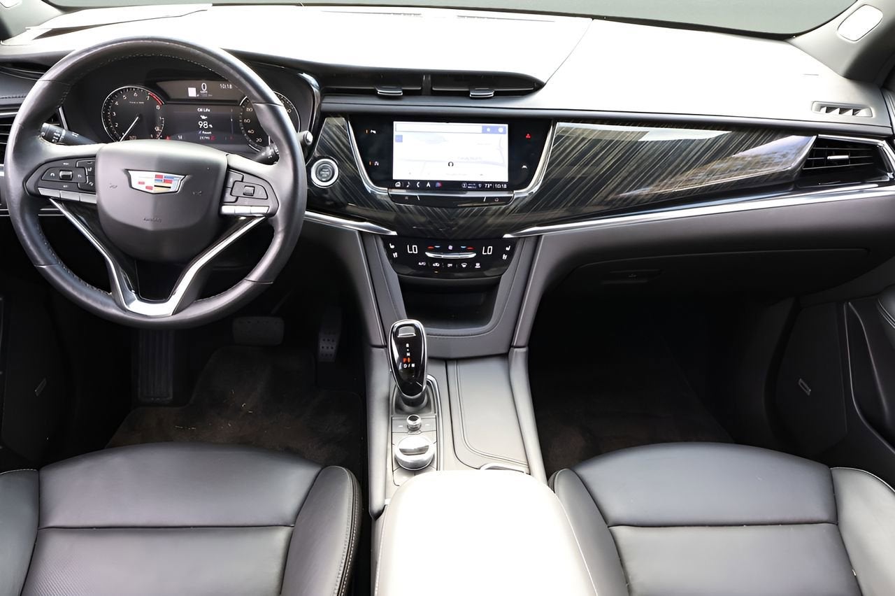 2023 Cadillac XT6 Premium Luxury