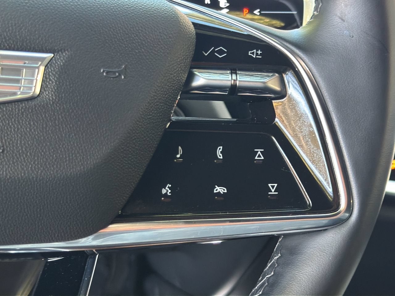 2024 Cadillac LYRIQ Tech