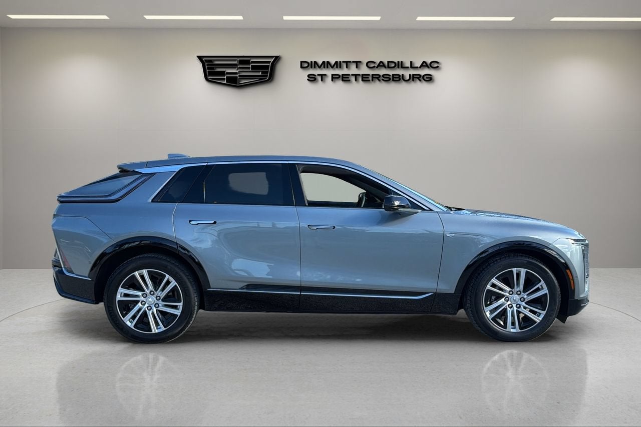 2024 Cadillac LYRIQ Tech