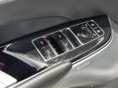 2024 Cadillac LYRIQ Luxury 2