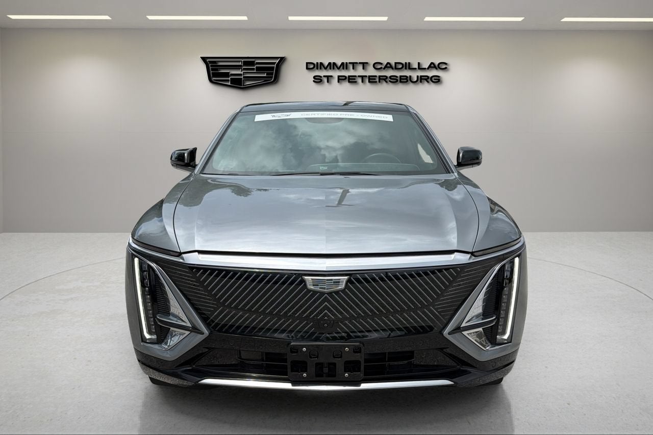 2024 Cadillac LYRIQ Luxury 2