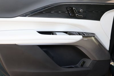 2024 Cadillac LYRIQ Sport 2