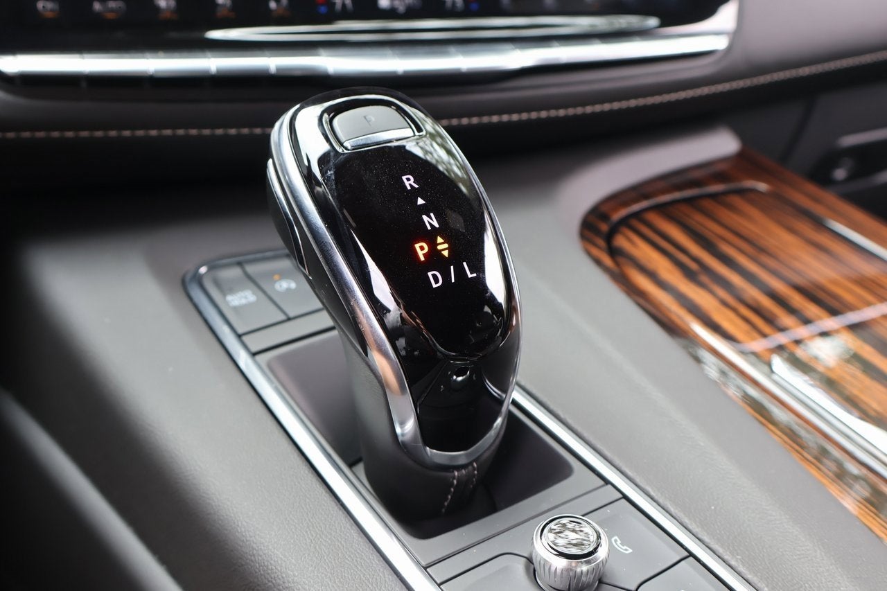 2024 Cadillac Escalade Premium Luxury