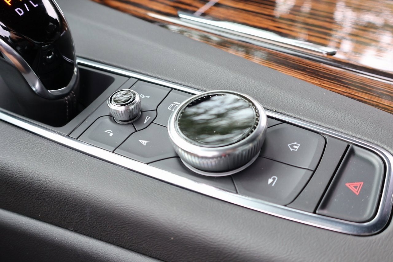 2024 Cadillac Escalade Premium Luxury