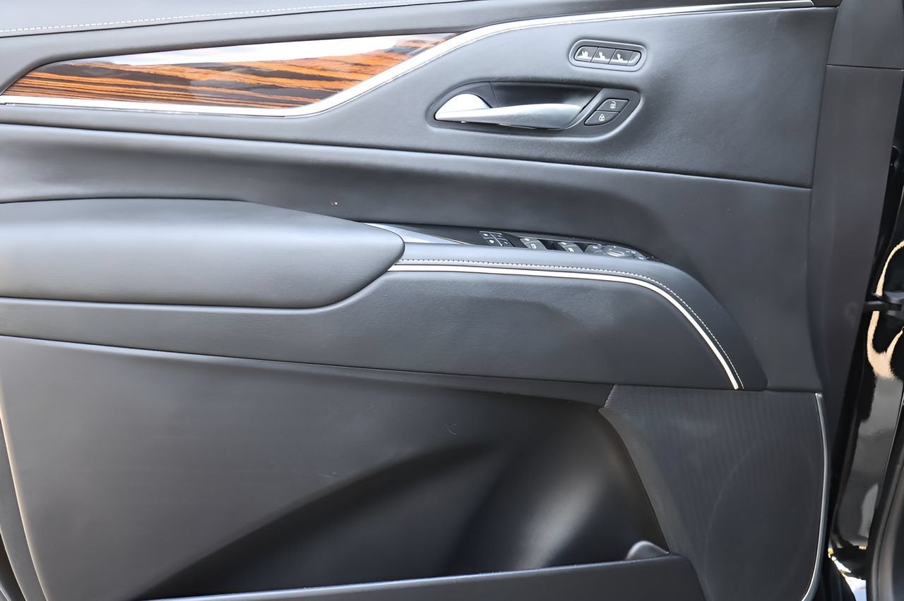 2023 Cadillac Escalade ESV Premium Luxury