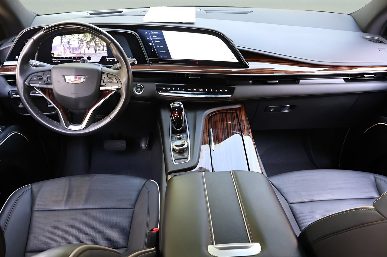 2023 Cadillac Escalade ESV Premium Luxury