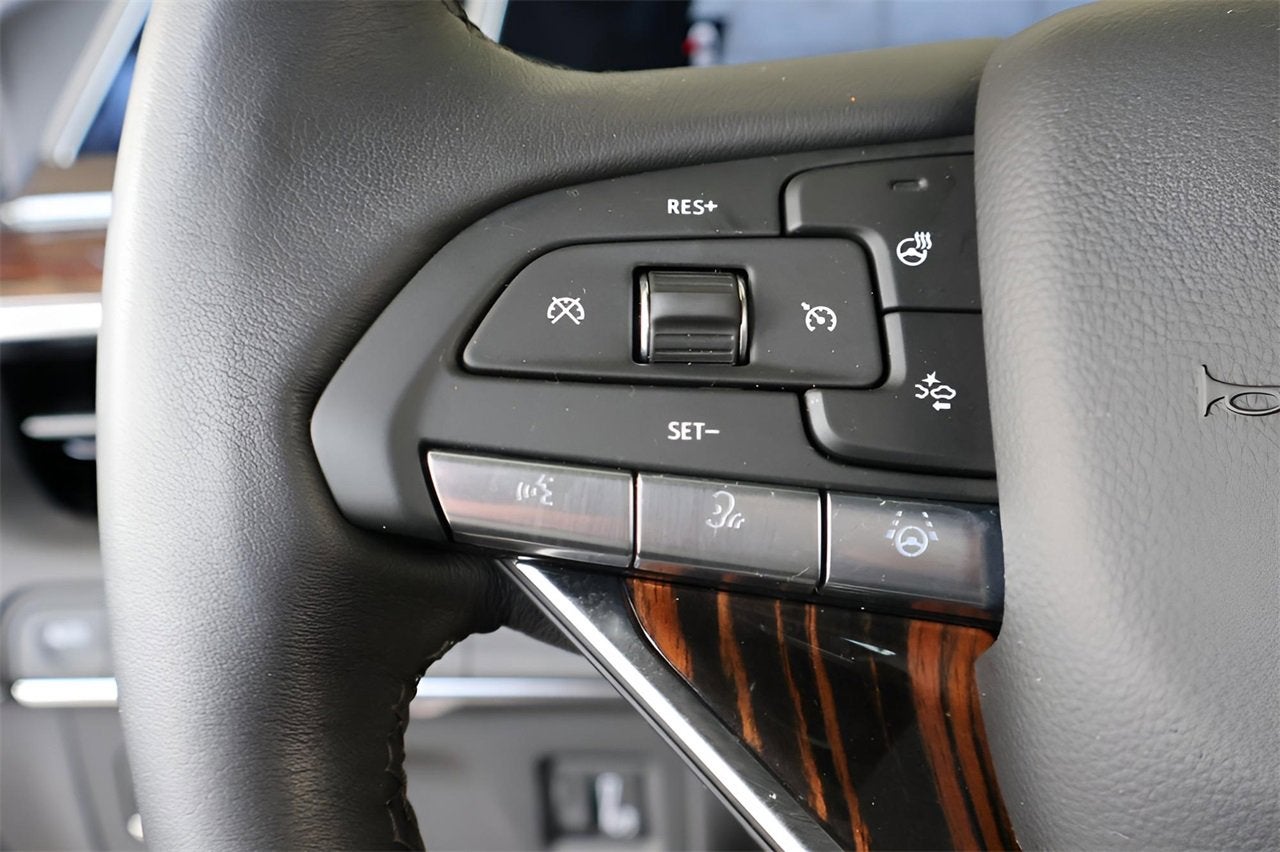 2024 Cadillac Escalade ESV Premium Luxury