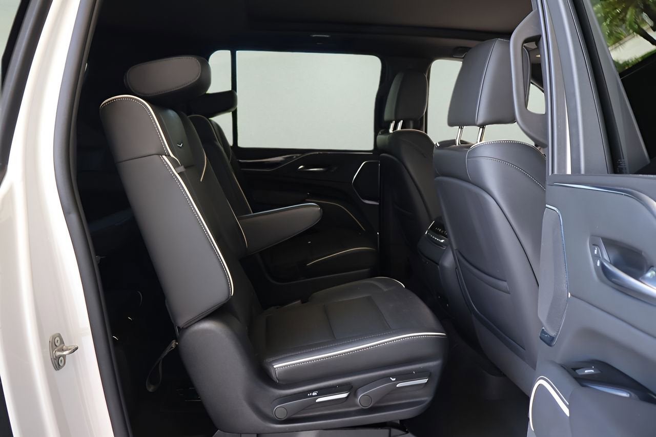 2022 Cadillac Escalade ESV Sport