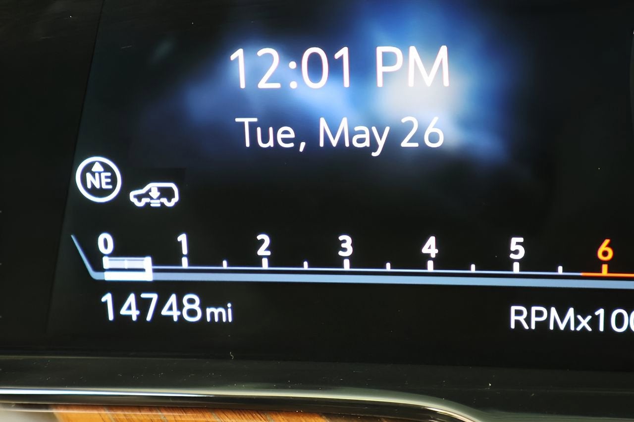 2024 Cadillac Escalade ESV Sport Platinum