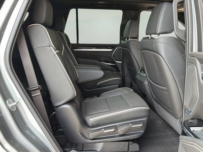 2025 Cadillac Escalade Sport