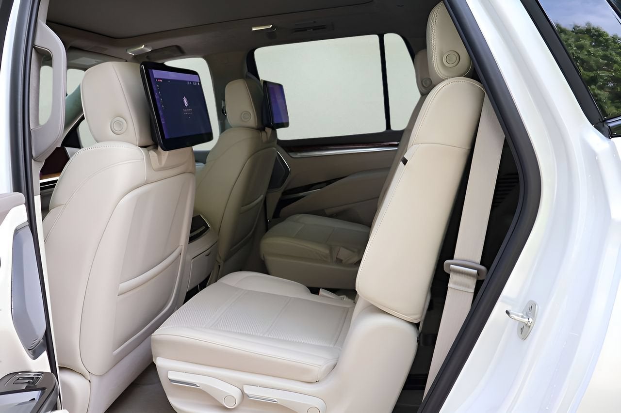 2025 Cadillac Escalade Sport Platinum