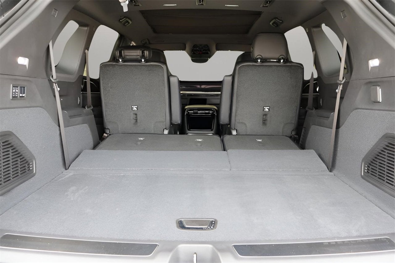 2025 Cadillac ESCALADE IQ Luxury 1