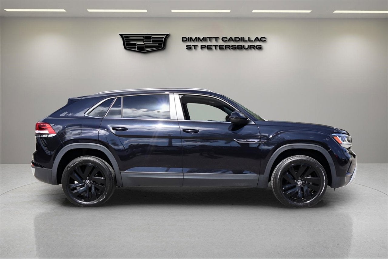 2022 Volkswagen Atlas Cross Sport 2.0T SE w/Technology