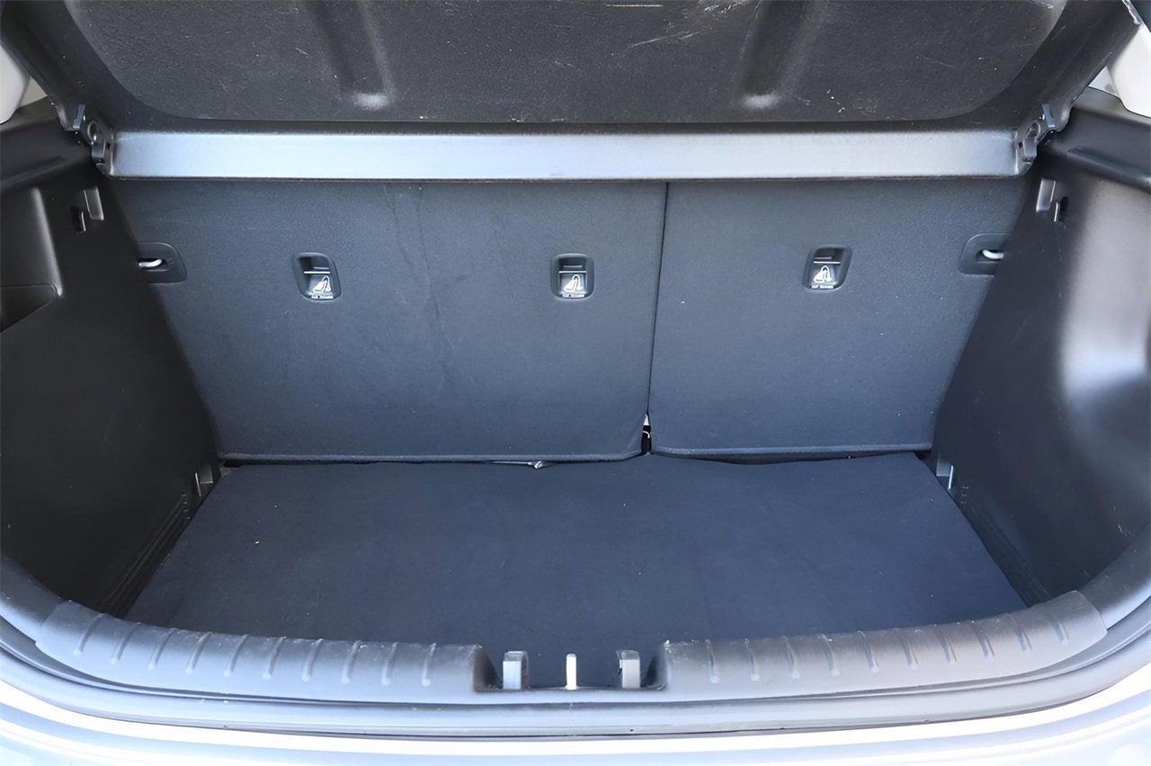 2023 Kia Rio 5-Door S