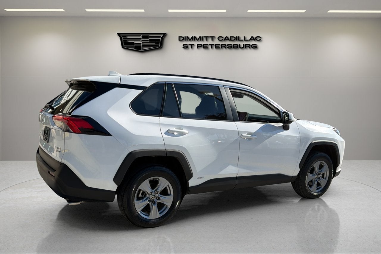 2025 Toyota RAV4 Hybrid XLE