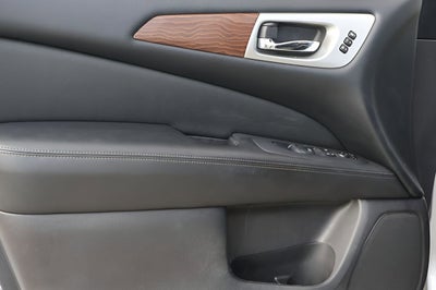 2018 Nissan Pathfinder Platinum