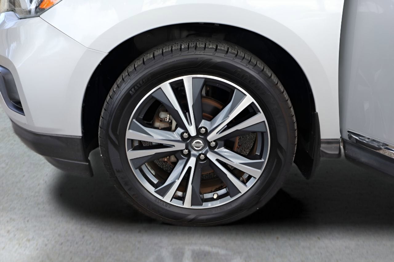 2018 Nissan Pathfinder Platinum