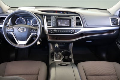 2018 Toyota Highlander LE